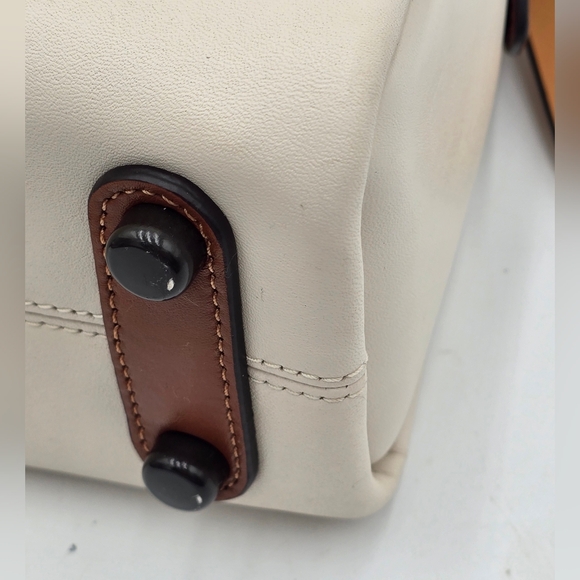 Coach 1941 Glovetanned Leather Tate Carryall In Colorblock - Picture 5 of 16